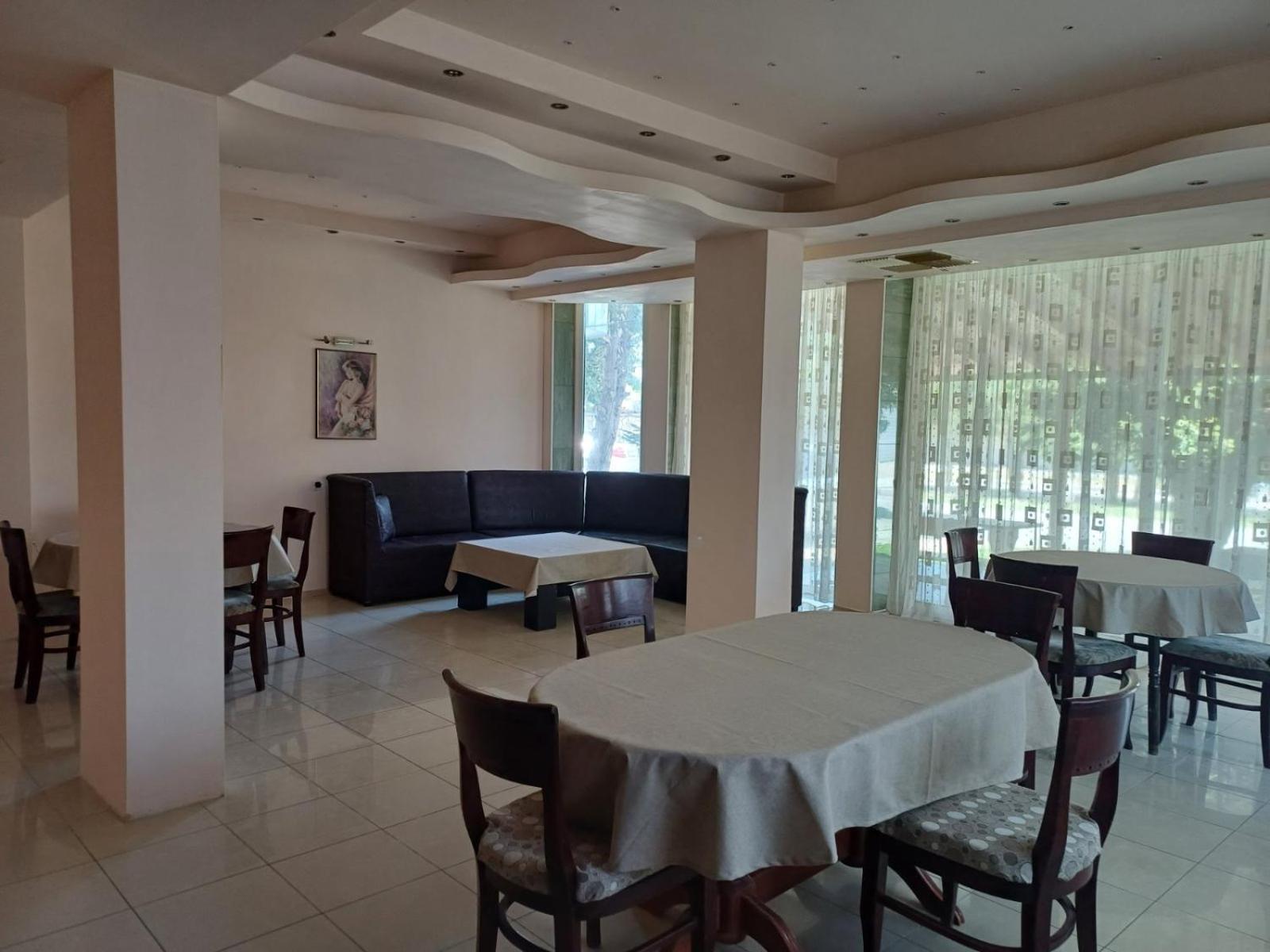 Интернационал Hotell Kulata Exteriör bild